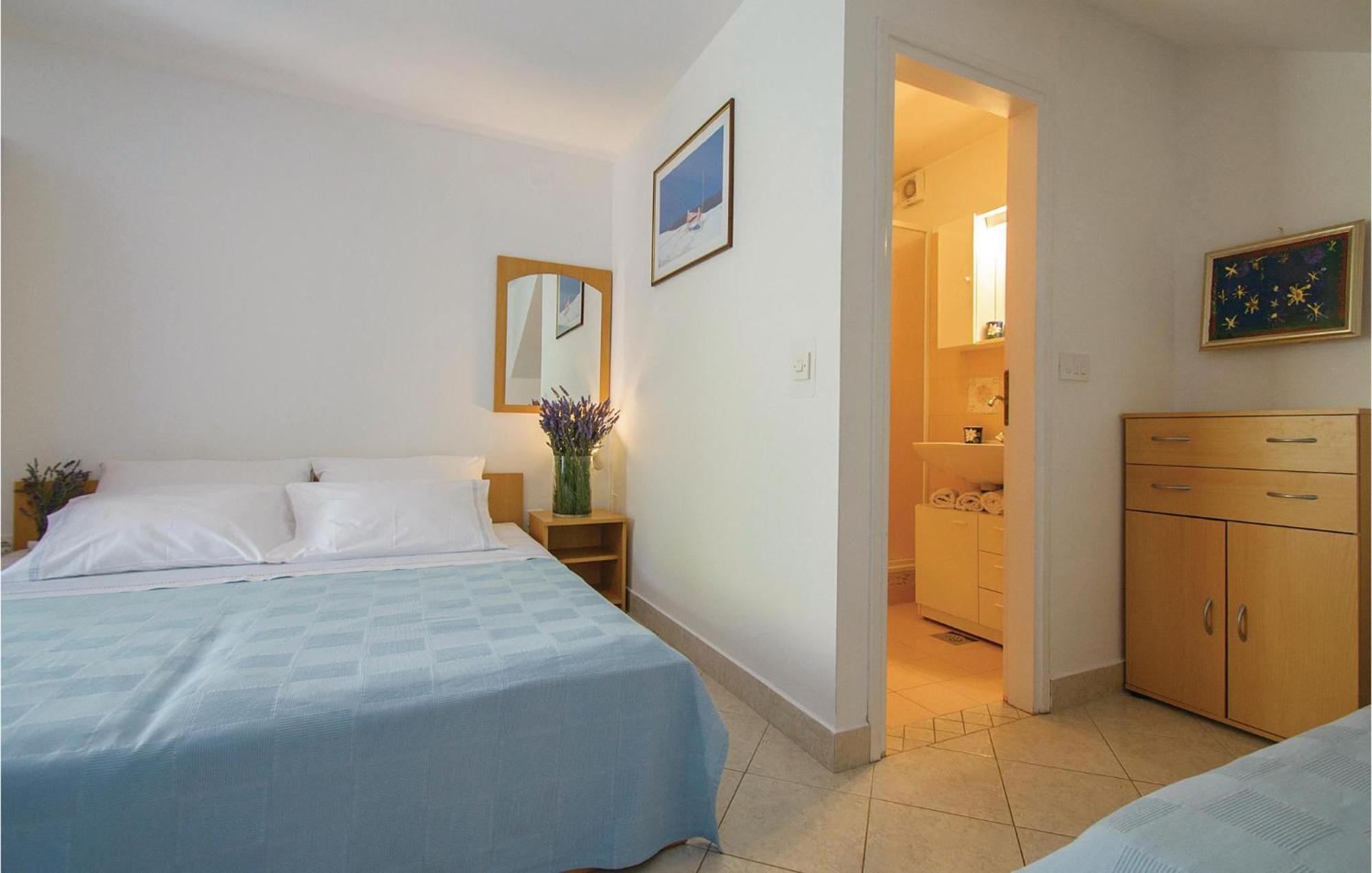 Beautiful Apartment In Rabac With Kitchen 외부 사진