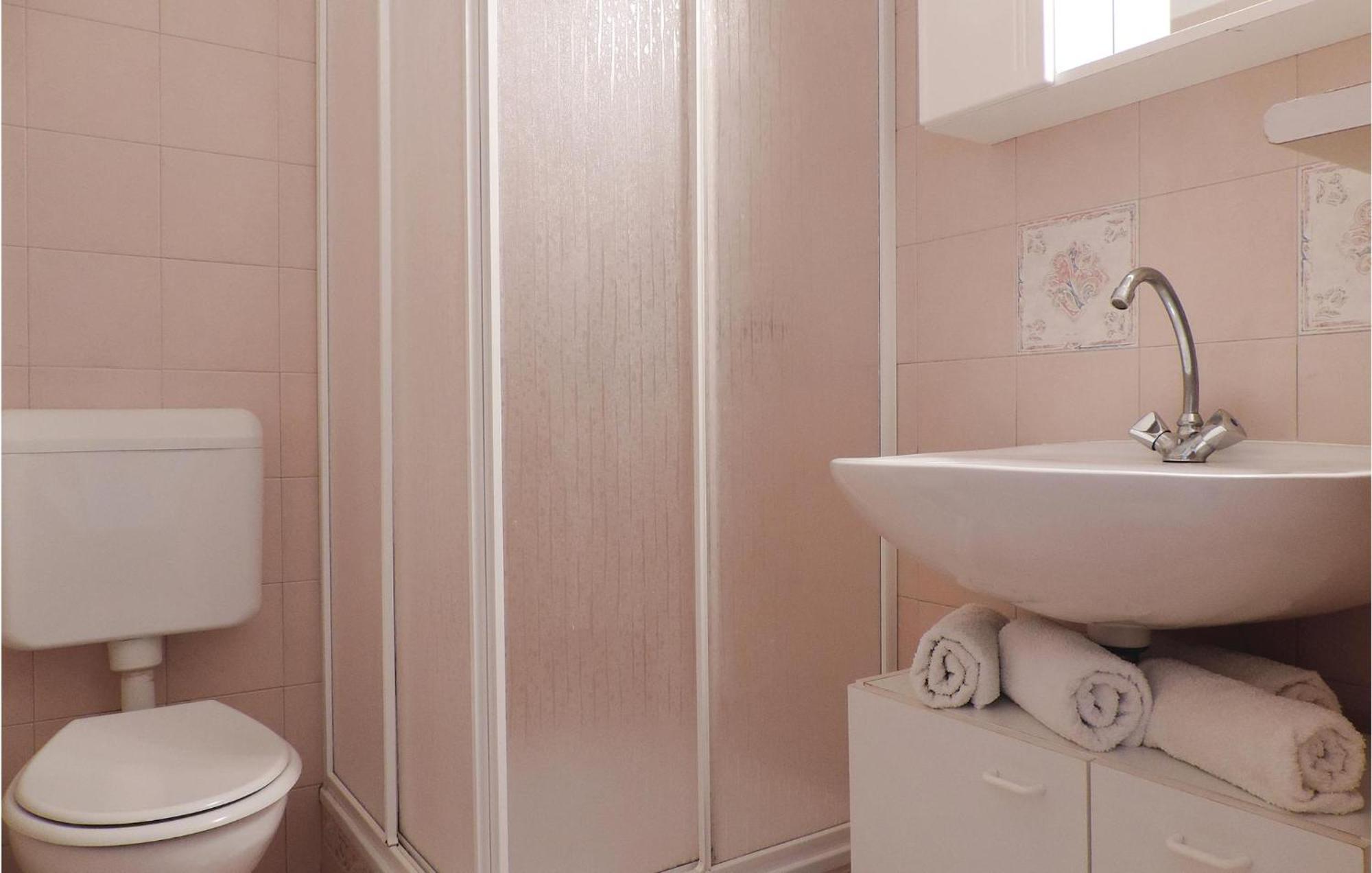 Beautiful Apartment In Rabac With Kitchen 외부 사진